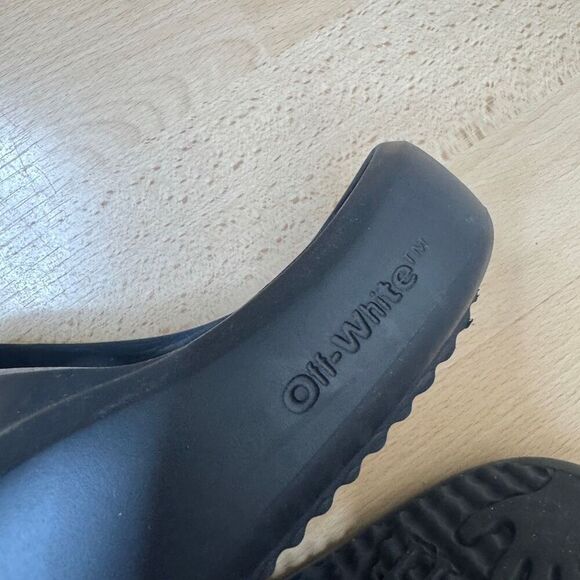 Off White Rubber Meteor Slides Women's 38 Black Made in Italy - Picture 7 of 7
